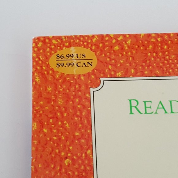 Walt Disney Dinosaur Read Aloud Storybook Copyright 2000  ISBN 0736410007 - Picture 4 of 8